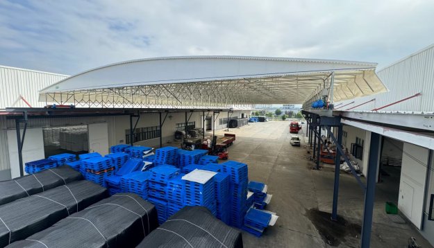 平武懸空電動(dòng)雨棚